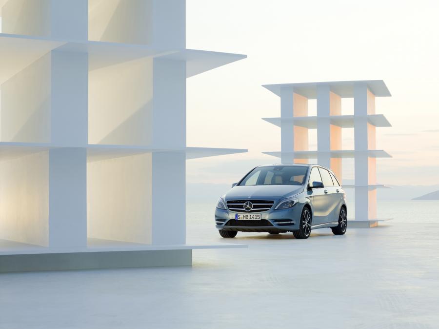  Mercedes-Benz B-Class 2011 года  (фото 190 из 204)